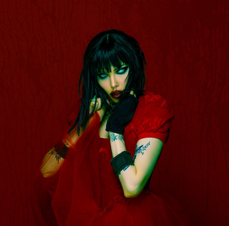 Alice Glass Prey//IV 