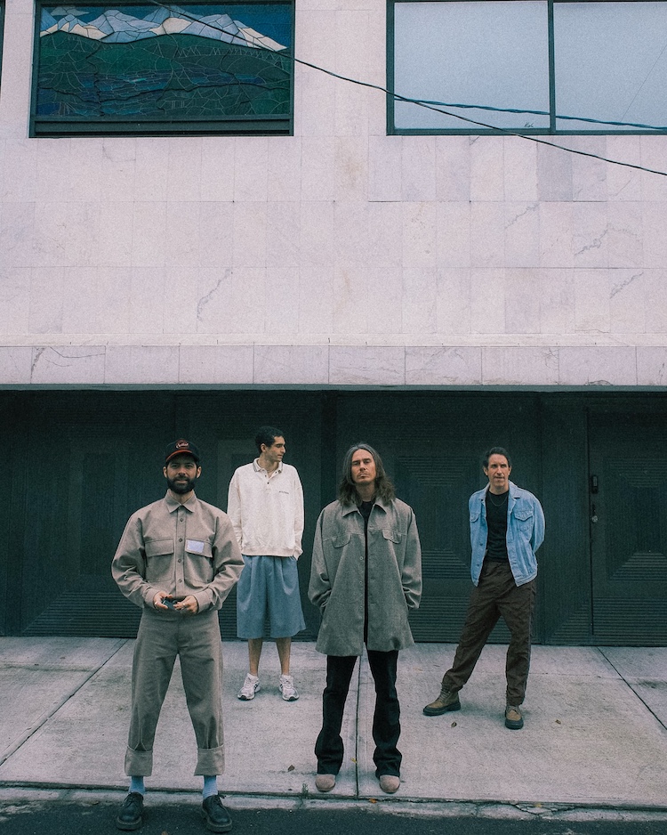 Beta a la mitad méxico disco