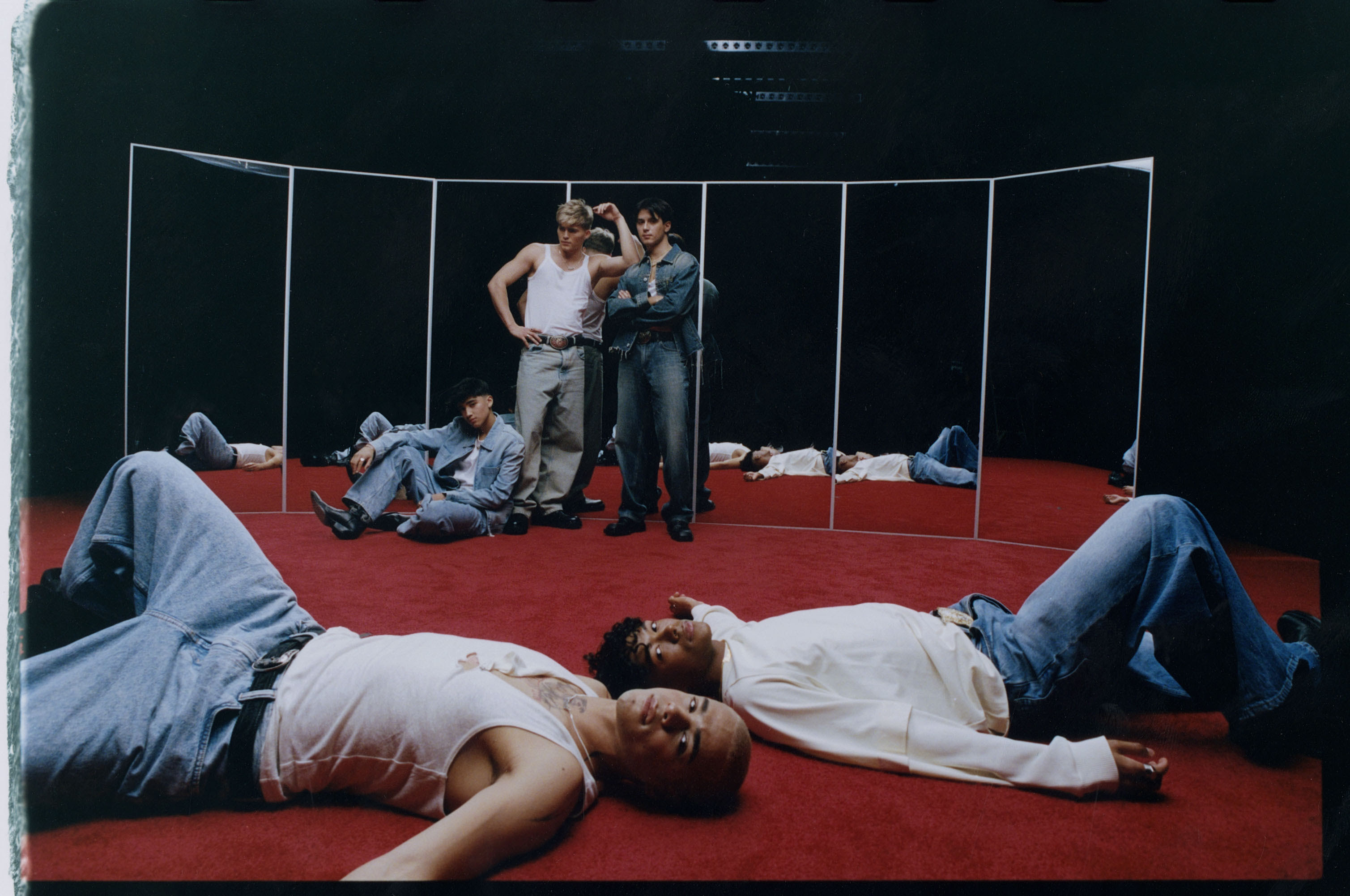 Santos Bravos Dual Campaign